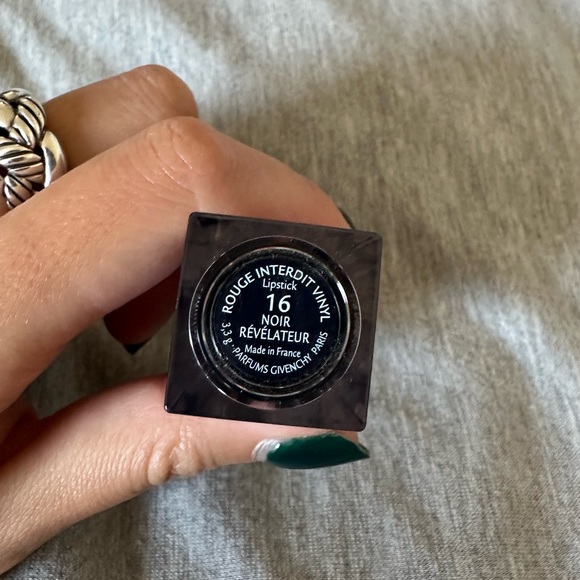 Givenchy Rouge interdit vynl lipstick - Picture 2 of 6